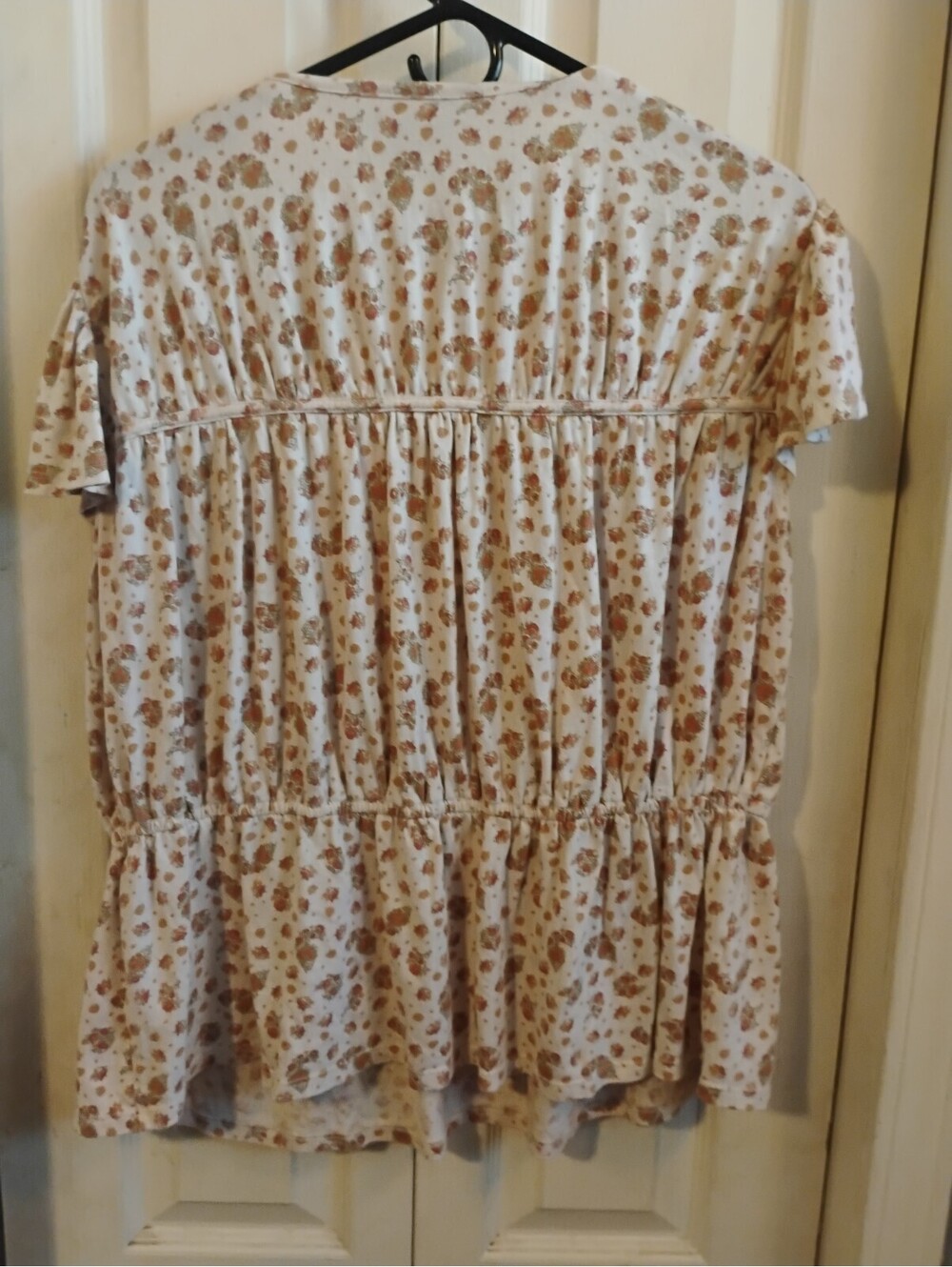 Lane Bryant Floral Print Peplum Blouse Size 14/16 - Picture 7 of 10